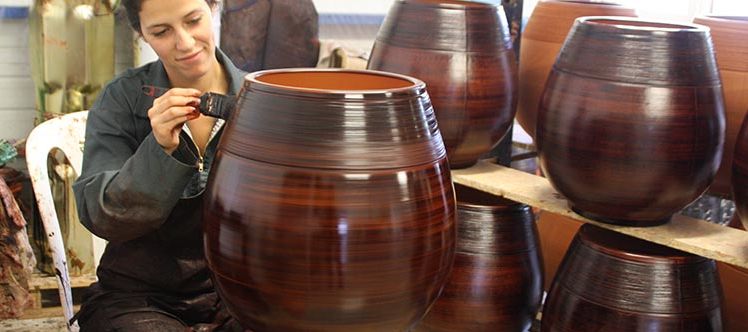 Les Poteries d'Albi, fabriquées à la main, en France