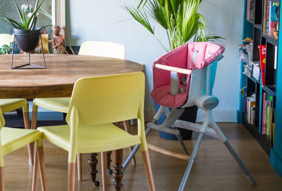 Chaise haute pour enfant, fabriquée en France par Béaba.
