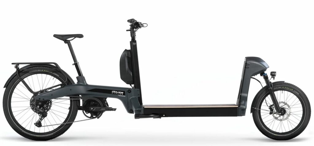 Le vélo cargo Douze Hêta est bâti autour d'un cadre made in France.